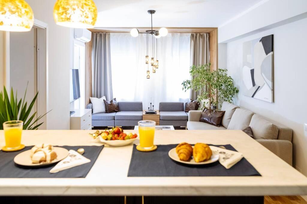 Апартаменты Stunning Views 2Br Intercontinental Flat Бухарест Экстерьер фото